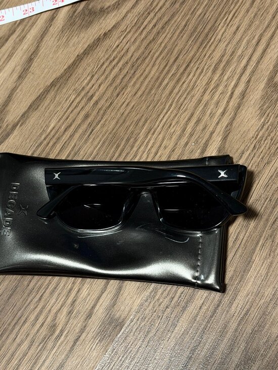 Decade Eyewear Cooper Sunglasses in Black main image 5
